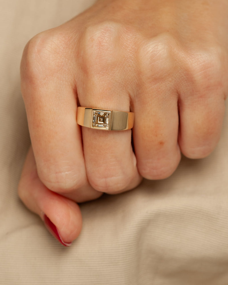 Ellis Ring - Champagne Carré Step Cut Canadian Diamond
