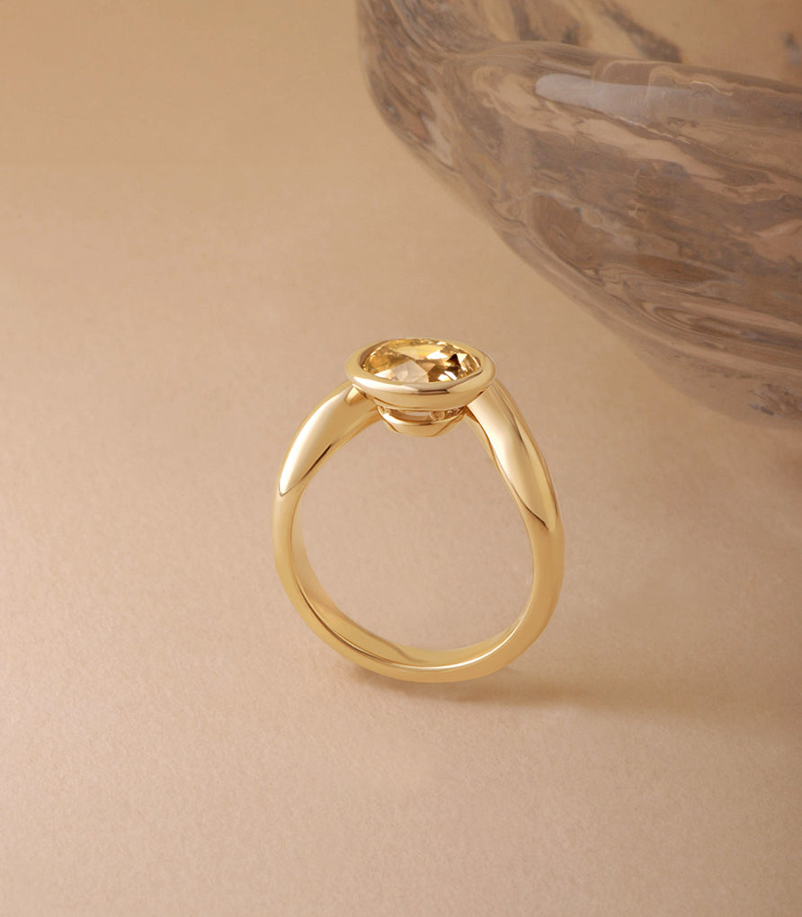 Ondina Ring - Champagne Modern Antique Oval Cut Canadian Diamond