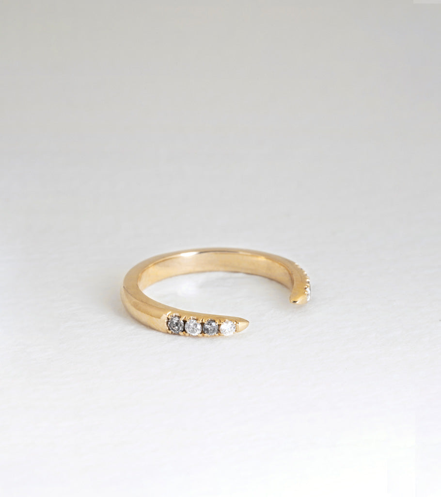 Diamond Torc Ring - Grey